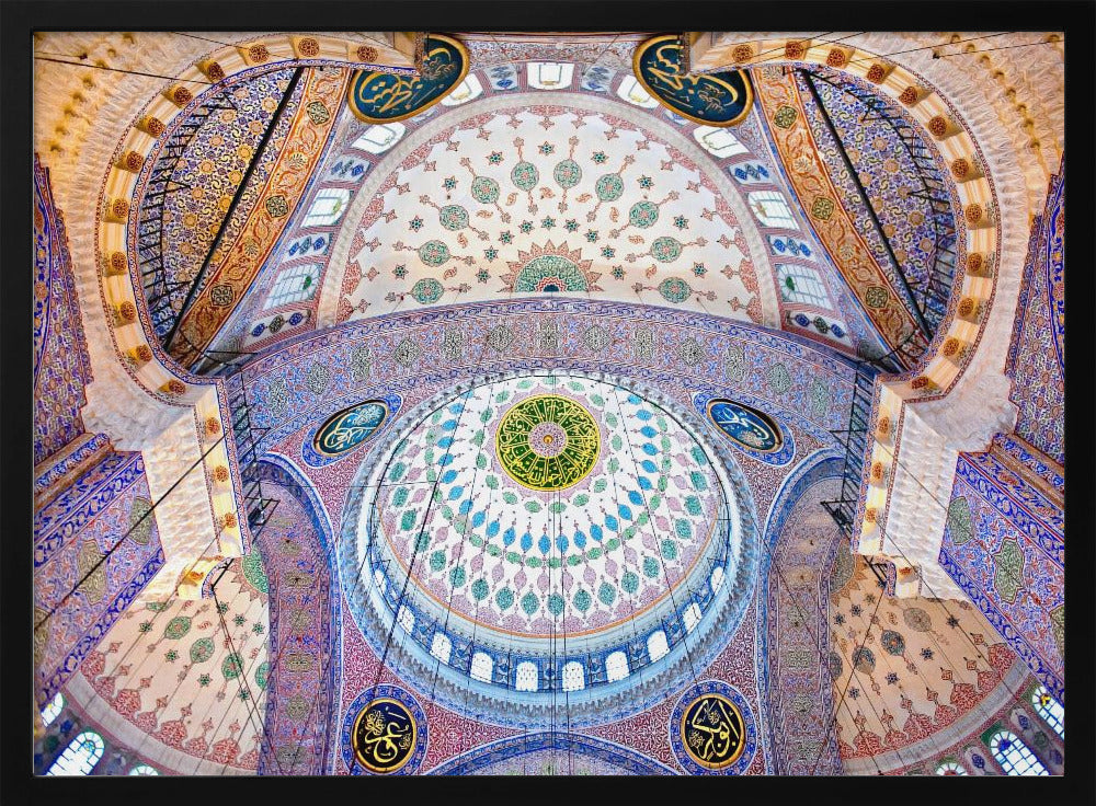 De Blauwe Moskee – De Sultan Ahmed Moskee. Zuilen en hoofdkoepels. Istanbul. Turkije © Nora de Ang | Poster