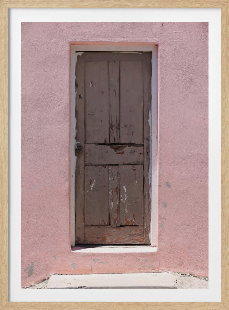 Verweerde roze deur | Poster