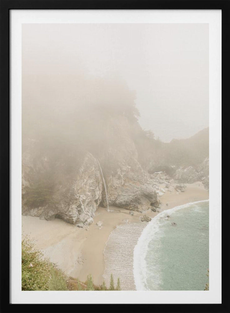 Mistige kusthaven | Poster