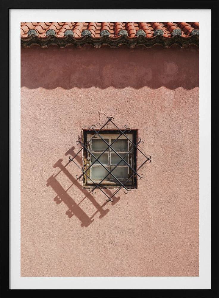 Rustieke roze muur met een vintage raam | Poster