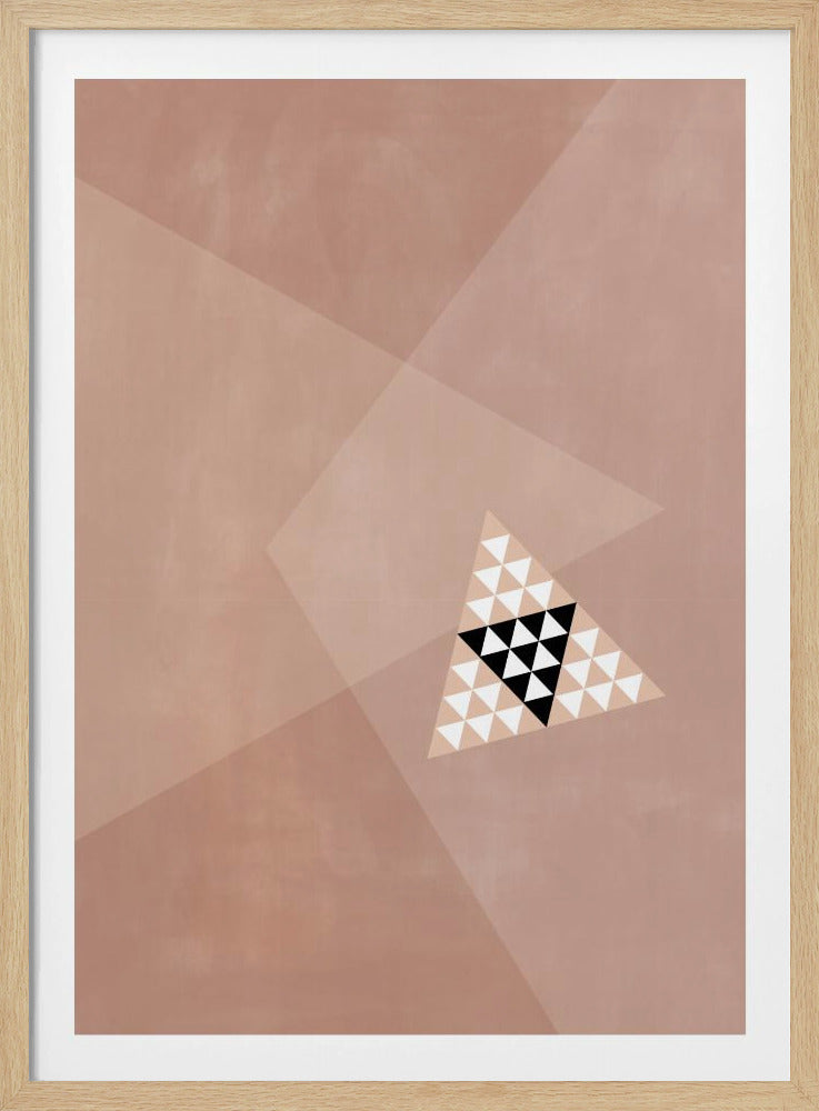 Geometrisch ontwerp met een centraal driehoekig patroon | Poster