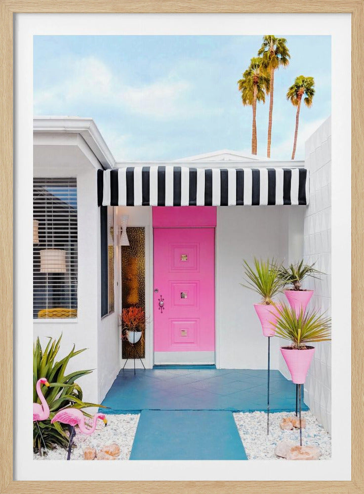 Roze deur met tuinflamingo's | Poster