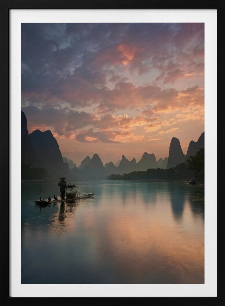 Zonsopgang bij de Li-rivier | Poster