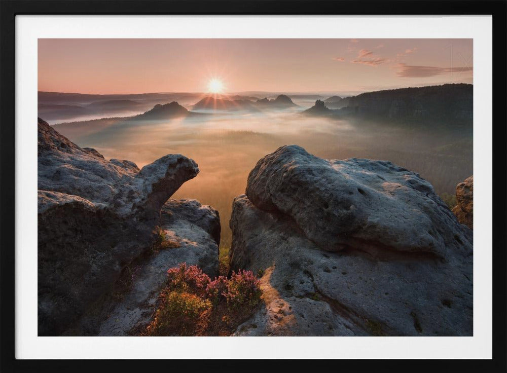 Zonsopgang op de rotsen | Poster