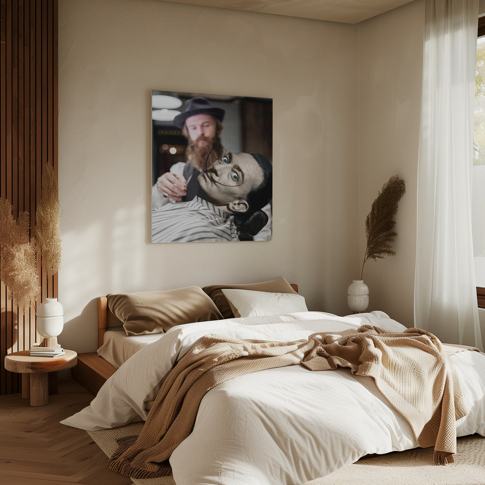 Niet zonder mijn snor | Canvas
