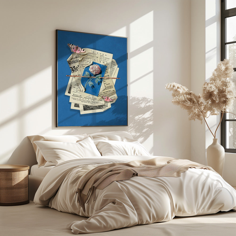 Roze roos omringd door vintage papier | Poster