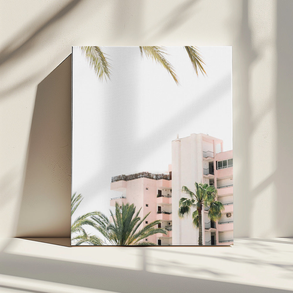 Roze Hotel | Canvas