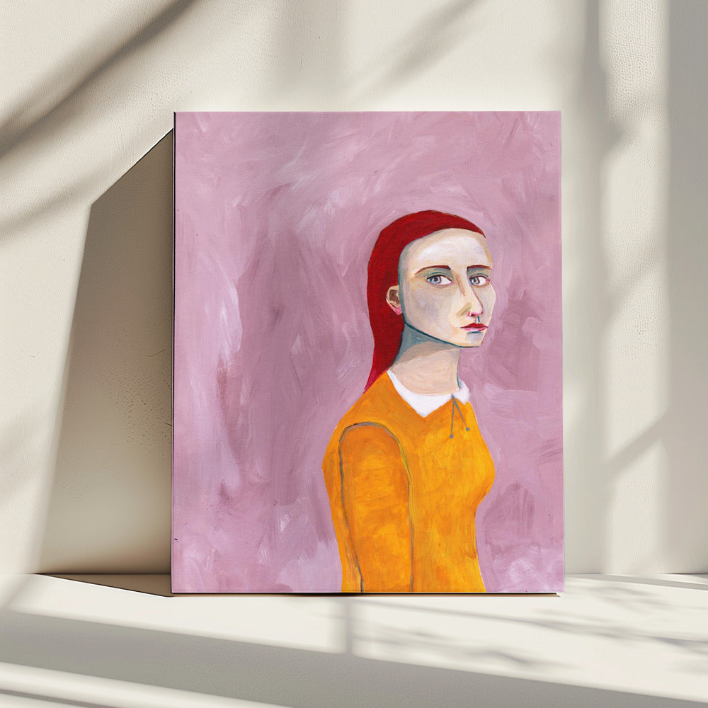 Dame in de gele jurk en roze achtergrond | Canvas