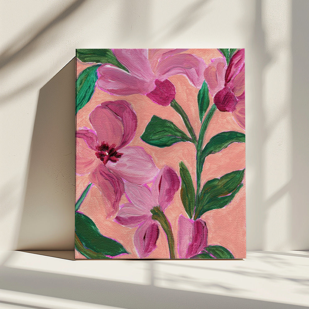 Roze bloemen met opvallende groene bladeren | Canvas