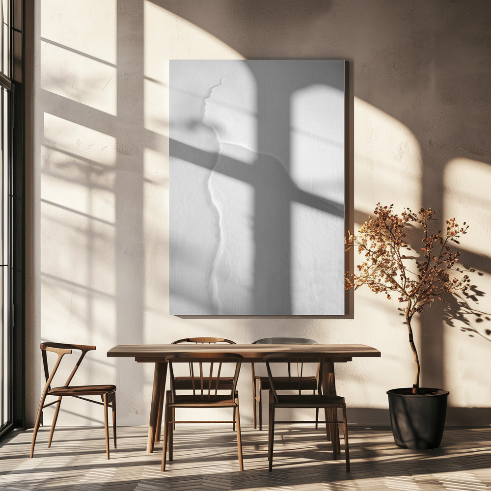 Mooie vrouw met witte sjaal in de wind | Canvas