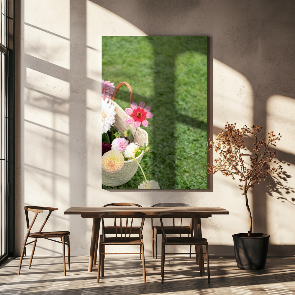 Kleurrijke bloemen in een mand | Canvas