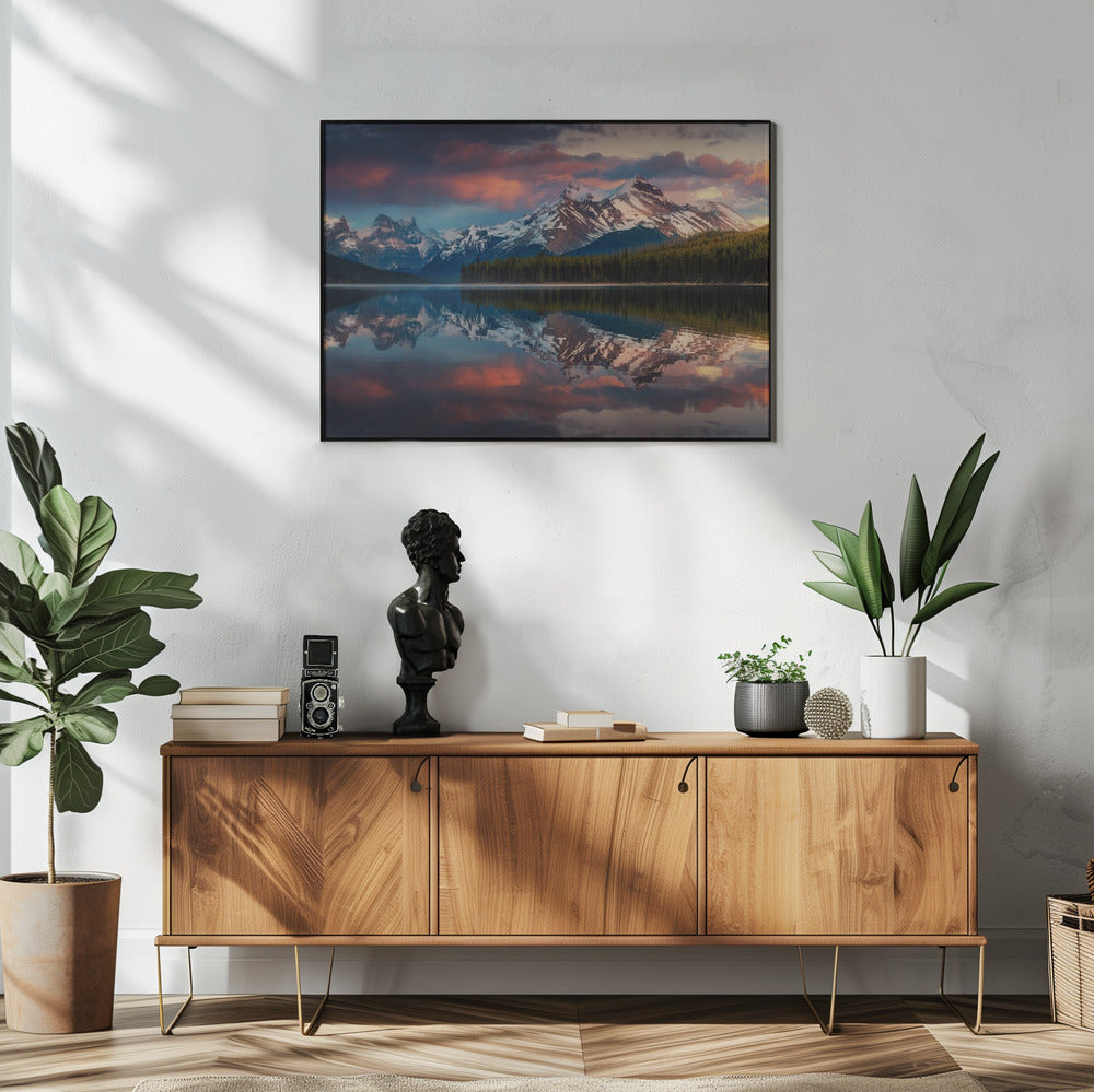 Maligne Color. | Poster
