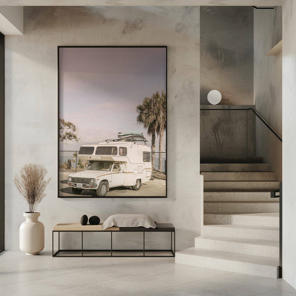 Vintage camper geparkeerd | Poster