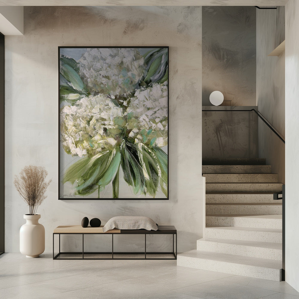 Witte hortensia's met weelderige groene bladeren | Poster