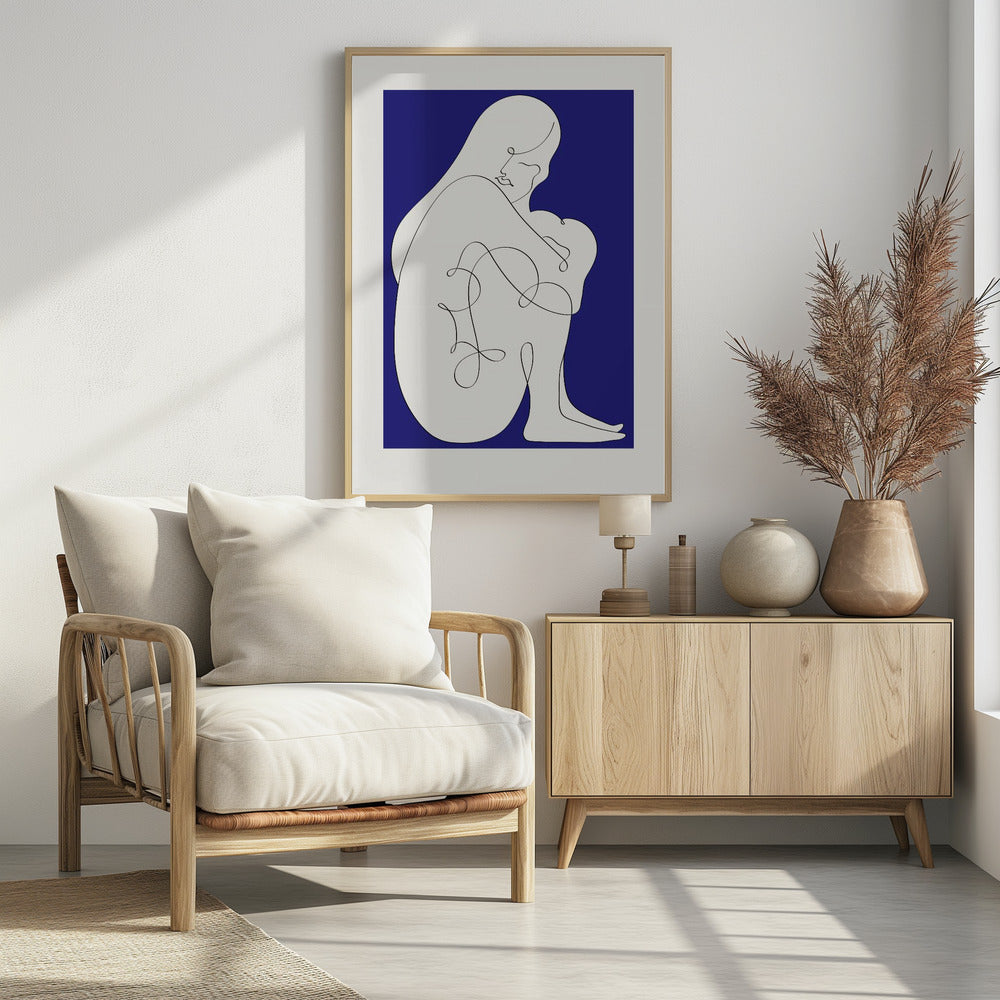 Zittende vrouw blauw | Poster