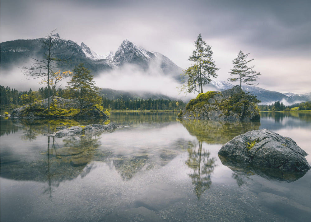Regenachtige ochtend aan de Hintersee (Beieren) | Poster