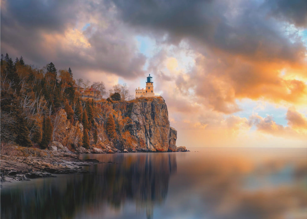 Een bewolkte dag bij Split Rock Lighthouse | Poster