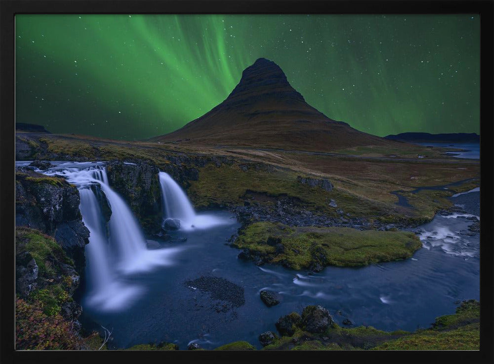 Kirkjufell... Onder een groene hemel | Poster