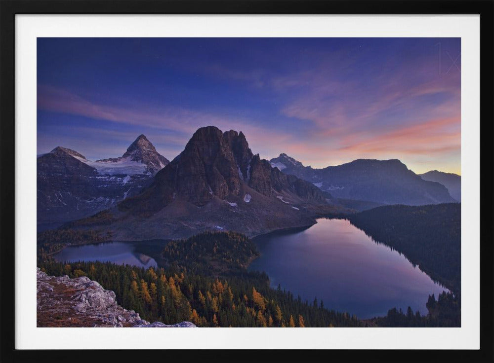 Schemering op Mount Assiniboine | Poster
