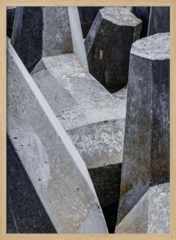 Doolhof van betonnen vormen | Poster