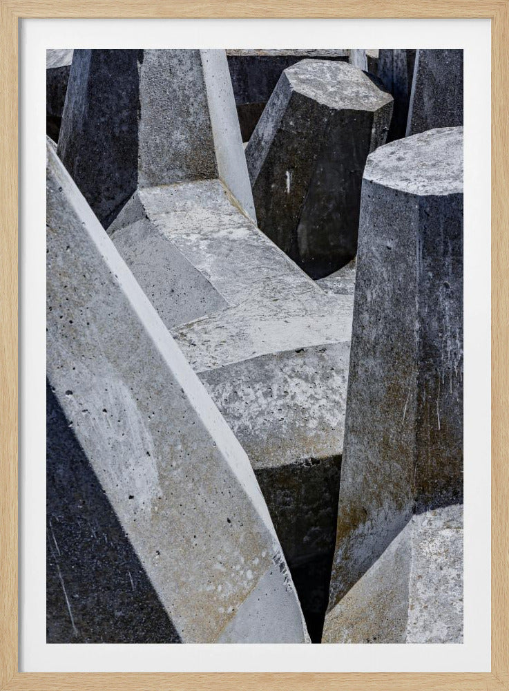 Doolhof van betonnen vormen | Poster