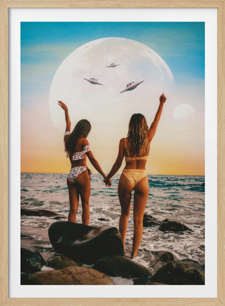 Hier zijn we, UFO | Poster