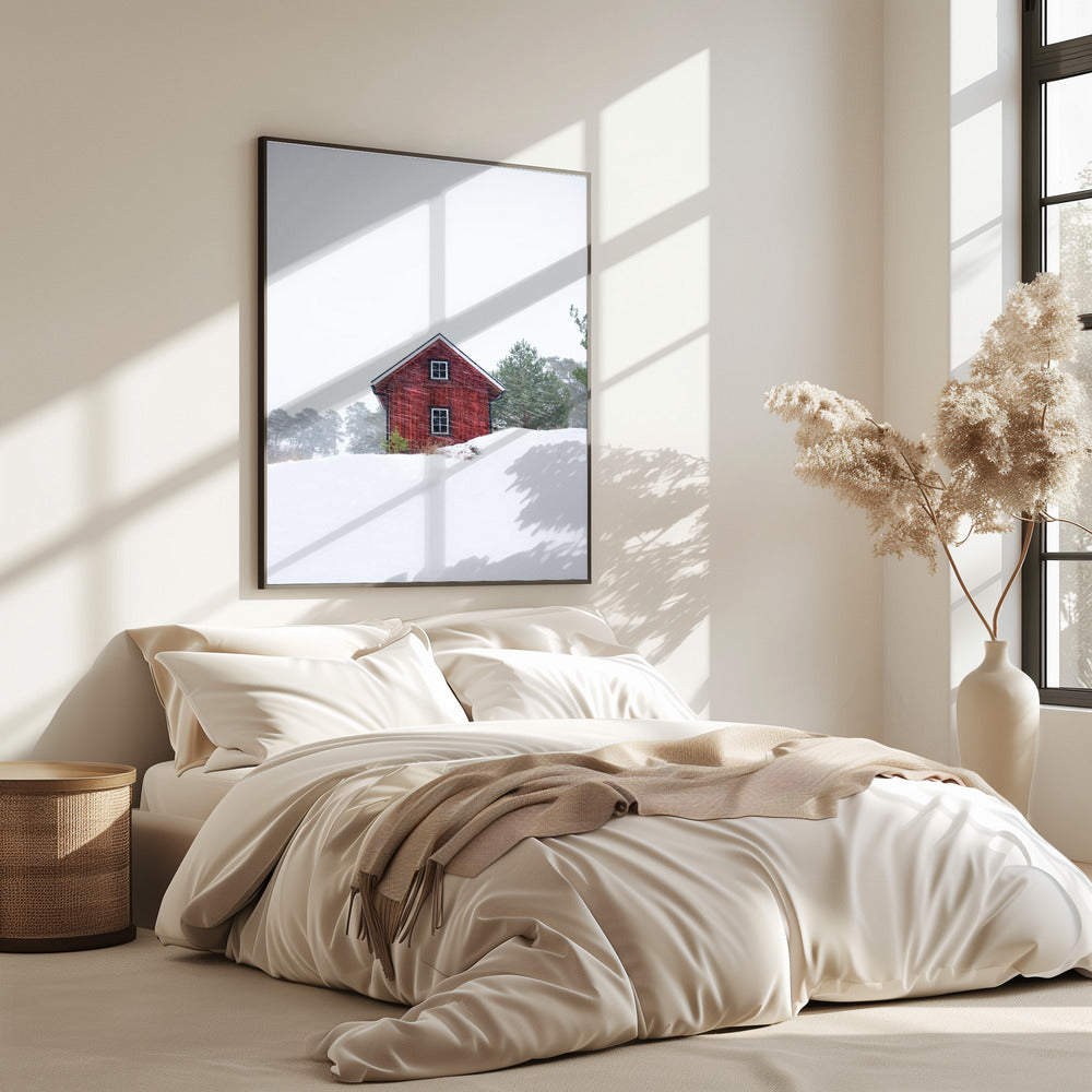 Oud rood huis tijdens sneeuwstorm | Poster