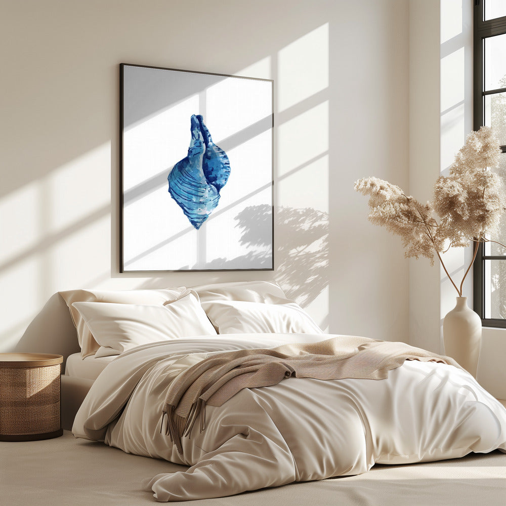 Blauwe schelp op witte achtergrond nr. 3 | Poster