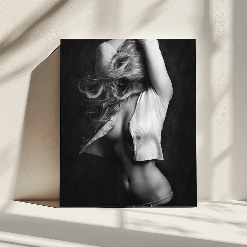 Mia | Canvas