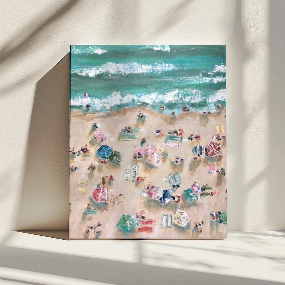 Kleurrijke parasols en zonaanbidders op een zandstrand | Canvas
