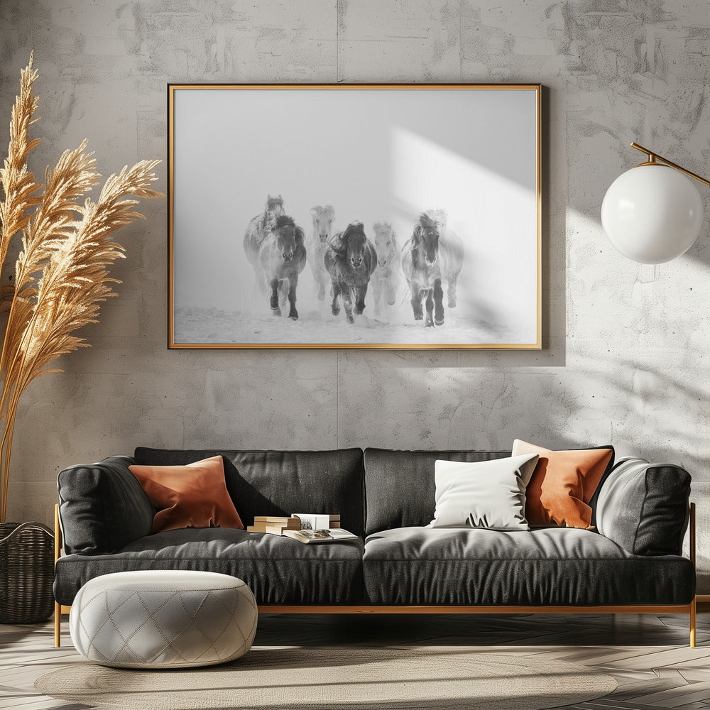 Running in the snow | Canvas