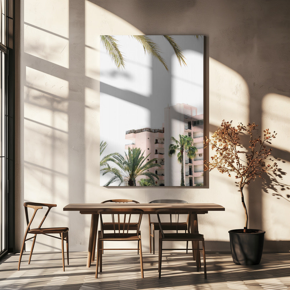 Roze Hotel | Canvas