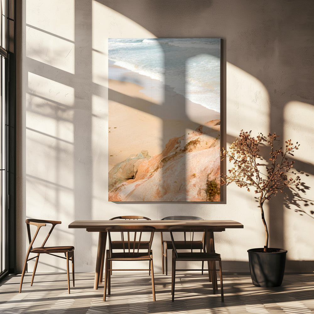 Zandstrand ontmoet rotsachtige kliffen | Canvas