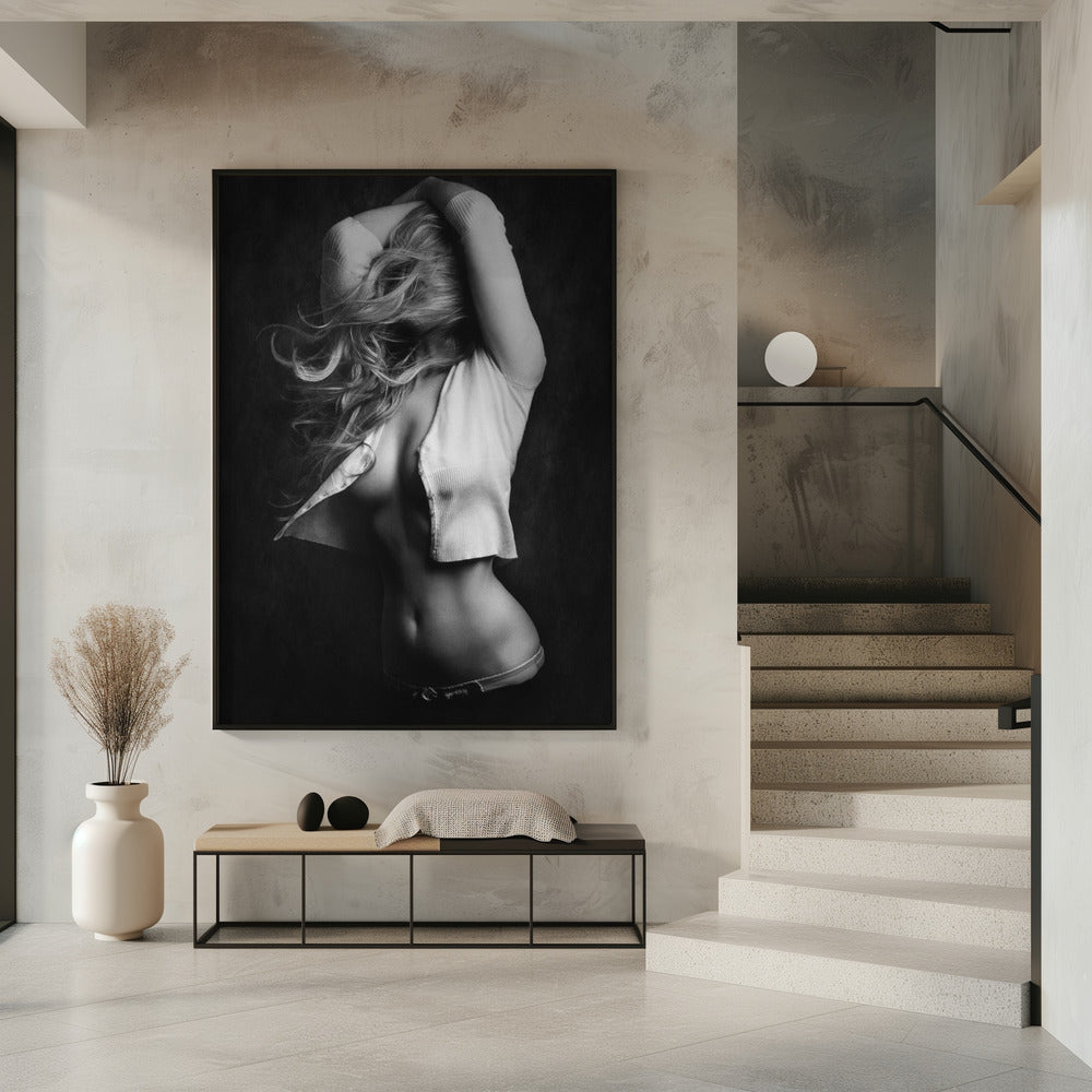 Mia | Poster