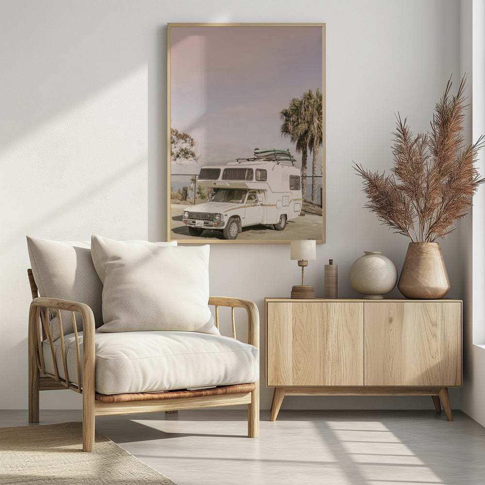 Vintage camper geparkeerd | Poster