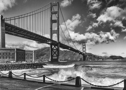 Surfen onder de Golden Gate Bridge | Achtergrond