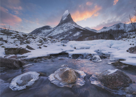 Spear Mountain | Wallpaper