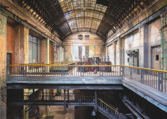 Industriële hal in verval | Canvas